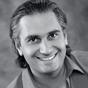 Ali Vossoughi's photo