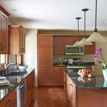 Cedarburg Transitional Kitchen