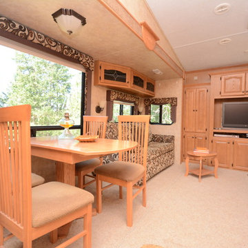 Outdoor Recreation Trailer (5th-Wheel)