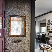 Black and bone classic vacation home