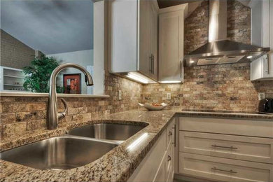 Inspiration for a contemporary kitchen remodel in Austin