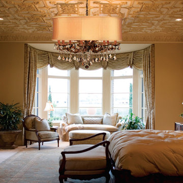 Brentwood Collection 12-Light 30" Antique Brass Chandelier with Golden Teak Hand