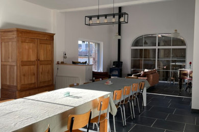 Aménagement d'une salle à manger campagne.