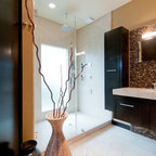 Black and gray striped contemporary bathroom - Contemporary - Bathroom