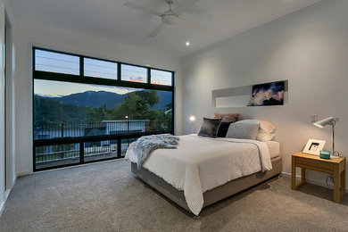 Contemporary bedroom in Cairns.