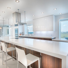 LIked the zig zag pattern of the white subway tile in the backsplash.