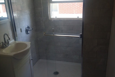Bathroom - bathroom idea in Indianapolis