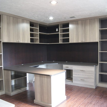 Campania Home Office I SpaceManager Closets