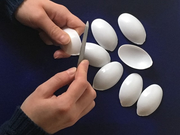 Teelicht basteln – mit plastiklöffeln!