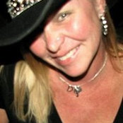Debbie Hansen's photo