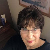 Micki Nelis's photo