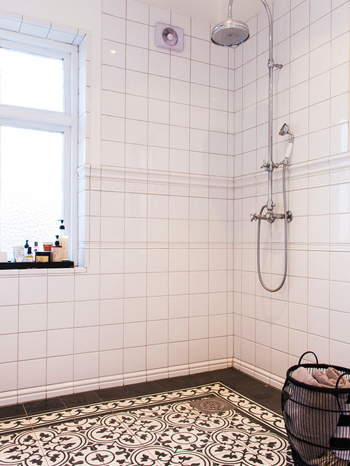 Nytt badrum i gammal stil