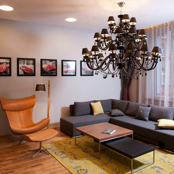 MODERN INTERIOR