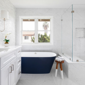 Bold Victoria Albert freestanding tub