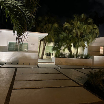 Alton Rd - Modern touch - Designer Concrete Slabs and Hardscape LIghting