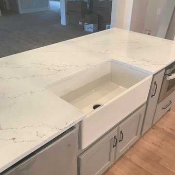 Everest Statuary Fine Vein Quartz