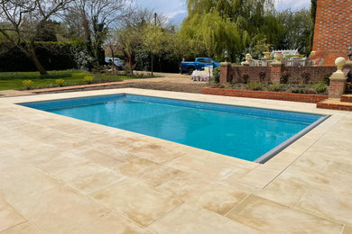 This is an example of a swimming pool in Berkshire.