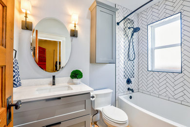 Example of a bathroom design in Austin
