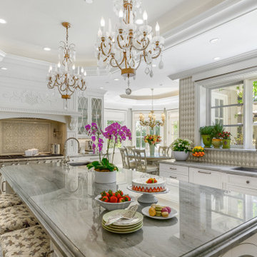 Beverly Hills Traditional Kitchen