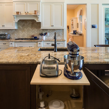 Doric White Beaded Inset Kitchen