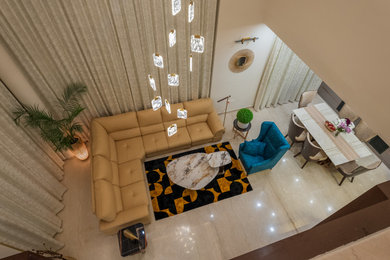 Living room photo in Bengaluru