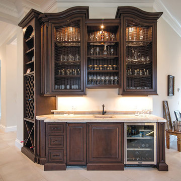 Light and Expansive Kitchen