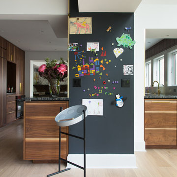 Chappaqua Warm and Modern Family Home