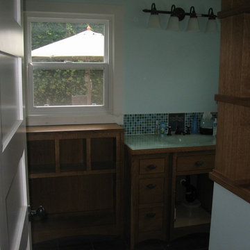 Craftsman Master Bathroom