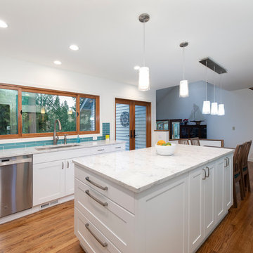 Luxurious Kitchen Remodel with Chef's range