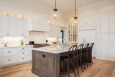 Transitional kitchen photo in San Francisco