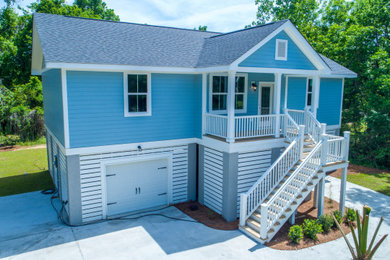 Example of a beach style exterior home design in Charleston