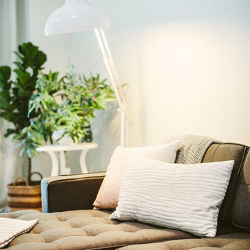 Home Tour: La La Lovely Things Home
