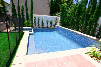 Elegant pool photo in Los Angeles