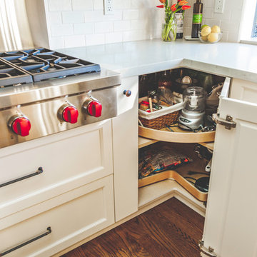 Lazy Suzan Storage in Corner Cabinet