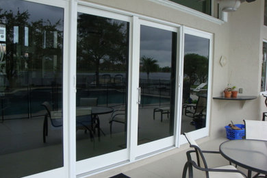 Patio - transitional patio idea in Miami