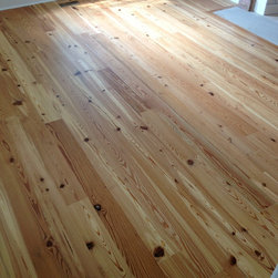 Modern Reclaimed Heart Pine Flooring - Hardwood Flooring