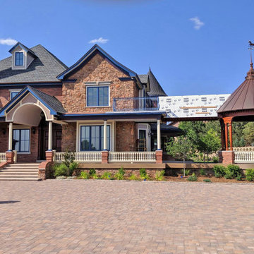 Hardwood Porch Railing and Round Gazebo Balustrade