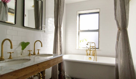 Glänzende Idee: Messing bringt wohlige Atmosphäre in ein New Yorker Bad