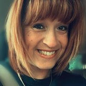 Robyn Bloomer's photo