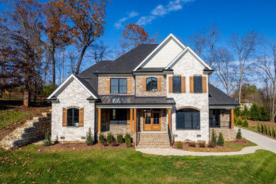 Brick house exterior idea in Dallas