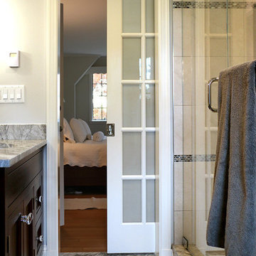 Space-Saving Bathroom Renovation