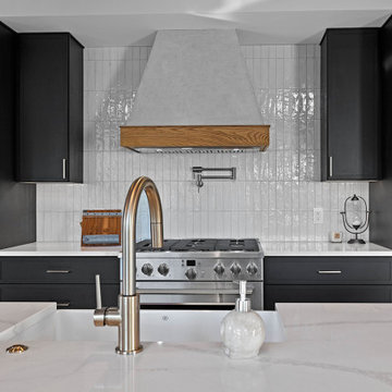 Summit Stunner: Seamless Storage and Style