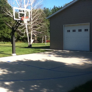 Rodney P's Pro Dunk Gold Basketball System on a 40x26 in Cedar Rapids, IA