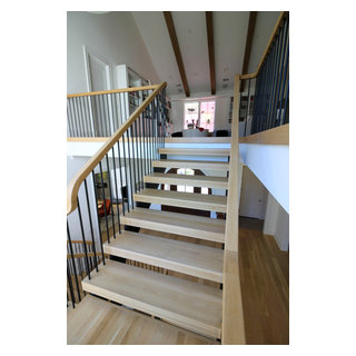 96_Dramatic cantilevered no-riser staircase, Bethesda, MD 20814 ...