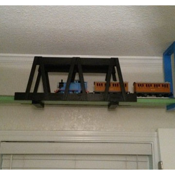 Toy Train Track
