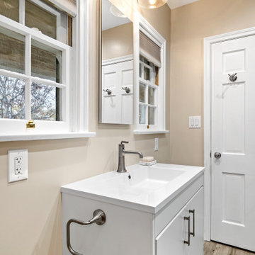 Our Work / Bathrooms / Monte Mar Vista, CA / Complete Bathroom Remodel