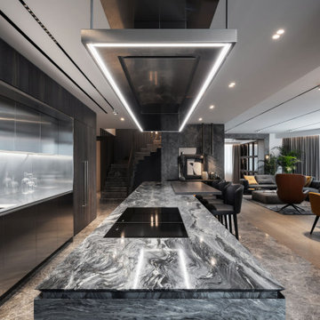 Triumph: eclectic style of stones & metals