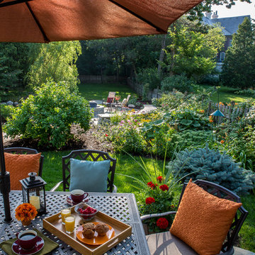 Backyard Dining Patio and Garden – Tranquil Outdoor Refuge