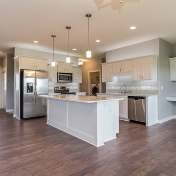 Crisp Modern Gray Ranch