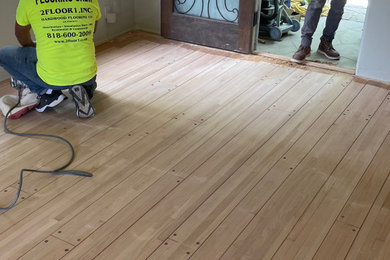 Pegged and grooved oak refinishing